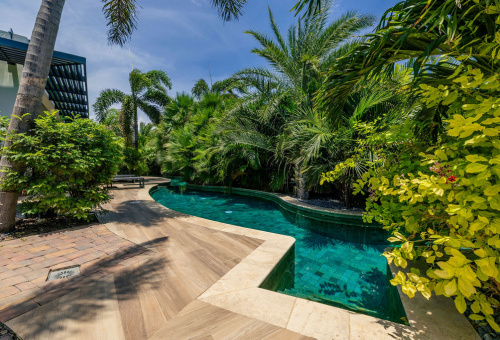 Daimari Water Villa 208